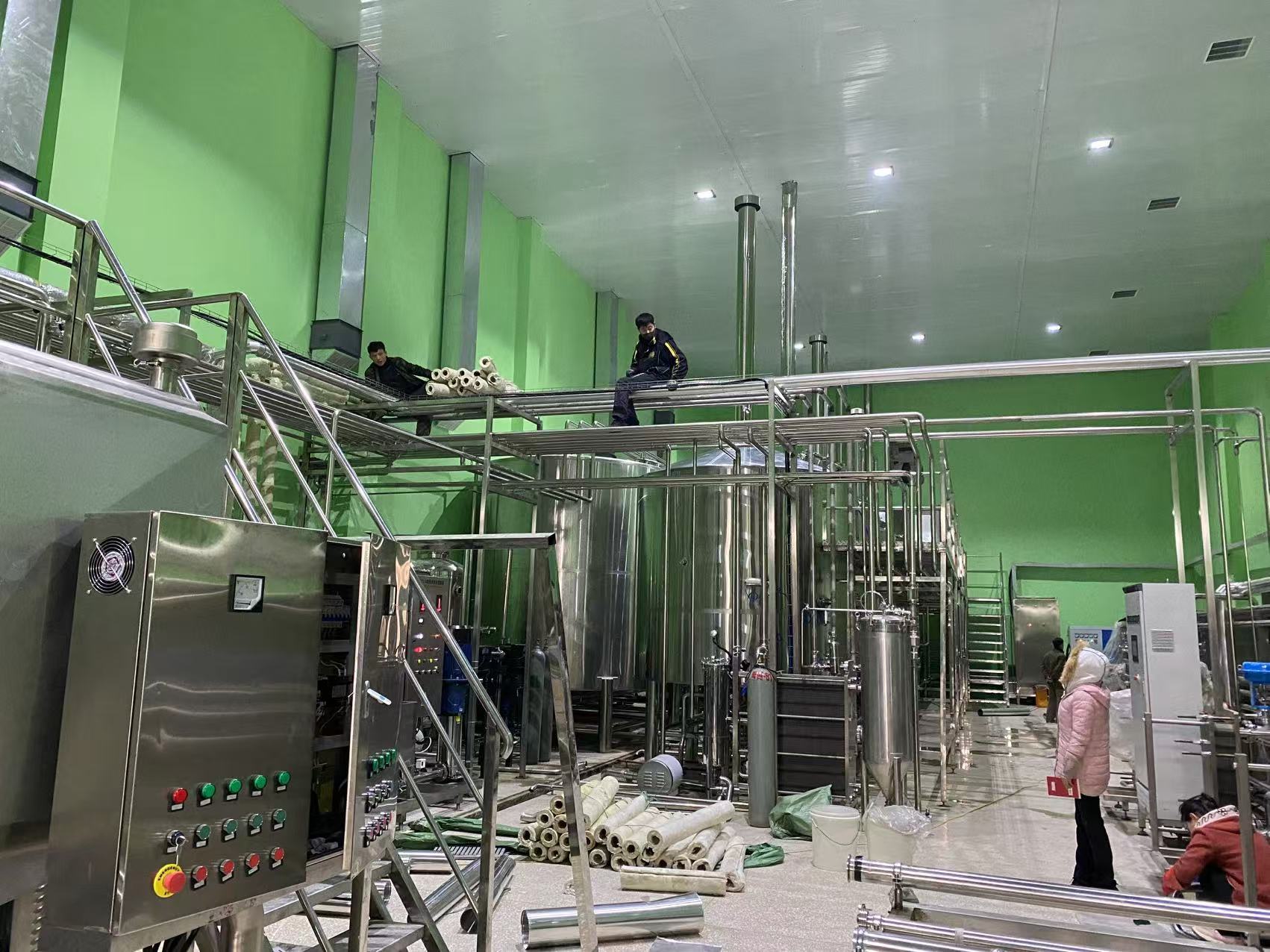 郸城精酿啤酒设备厂—精酿啤酒设备制造：传承工艺与创新科技的交融